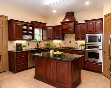 1020 Pearson Street - Photo Thumbnail 2