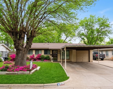 817 W Barron Avenue - Photo Thumbnail 18