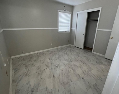 817 W Barron Avenue - Photo Thumbnail 8