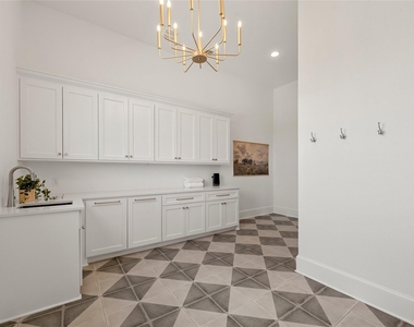 134 Sunflower Street - Photo Thumbnail 23