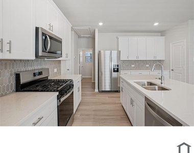 6004 Alderton Drive - Photo Thumbnail 18