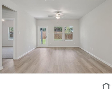 6004 Alderton Drive - Photo Thumbnail 12