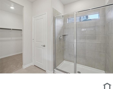 6004 Alderton Drive - Photo Thumbnail 5
