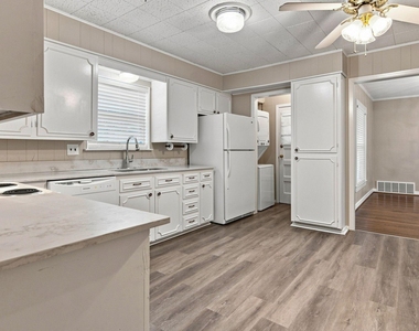 603 Merritt Street - Photo Thumbnail 13