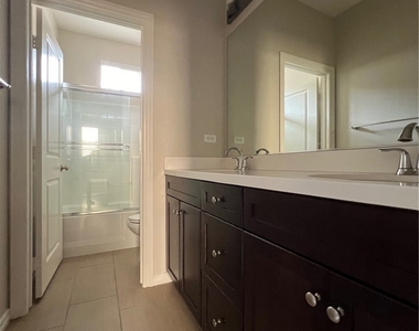 789 E Sierra Madre - Photo Thumbnail 14