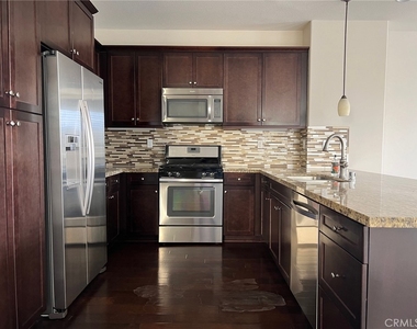 789 E Sierra Madre - Photo Thumbnail 7