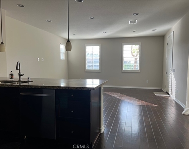 789 E Sierra Madre - Photo Thumbnail 6