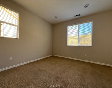 789 E Sierra Madre - Photo Thumbnail 15