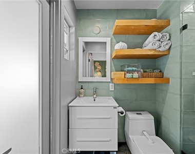 6709 Sheltondale Avenue - Photo Thumbnail 21
