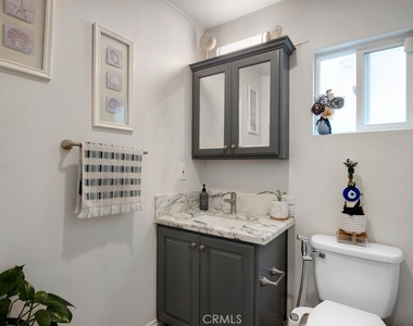 9304 Franklin Street - Photo Thumbnail 11