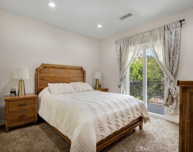 9304 Franklin Street - Photo Thumbnail 19
