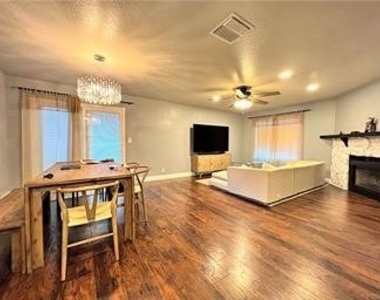 43639 Park Avenue - Photo Thumbnail 15