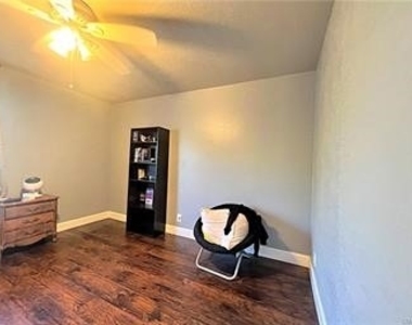 43639 Park Avenue - Photo Thumbnail 28