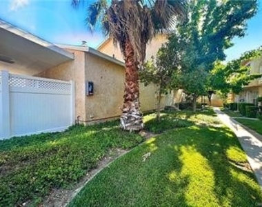 43639 Park Avenue - Photo Thumbnail 6