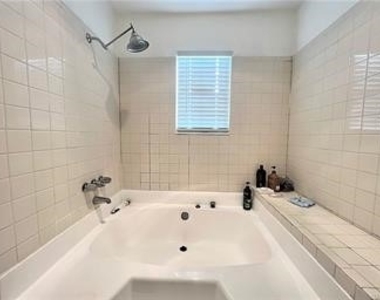 43639 Park Avenue - Photo Thumbnail 42