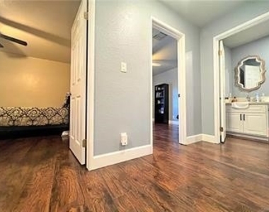 43639 Park Avenue - Photo Thumbnail 32
