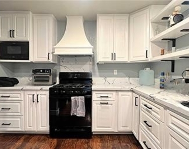 43639 Park Avenue - Photo Thumbnail 21
