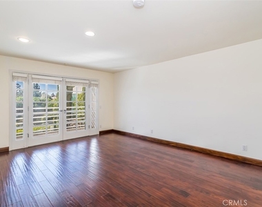 1255 Hilldale - Photo Thumbnail 32