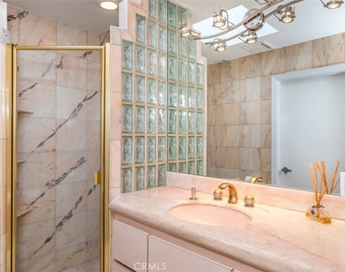 1255 Hilldale - Photo Thumbnail 30