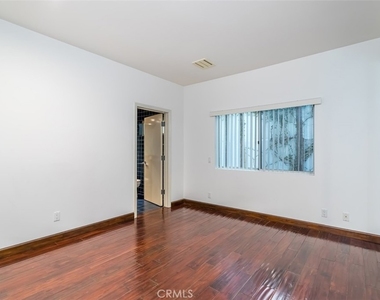 1255 Hilldale - Photo Thumbnail 24