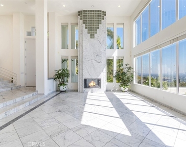 1255 Hilldale - Photo Thumbnail 13