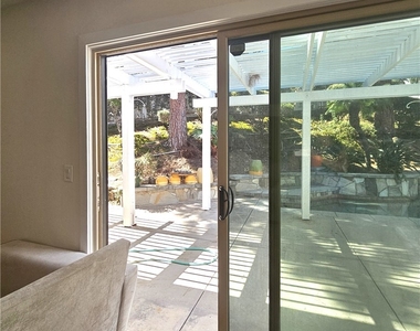 289 S Solomon - Photo Thumbnail 16