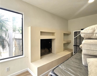 289 S Solomon - Photo Thumbnail 17
