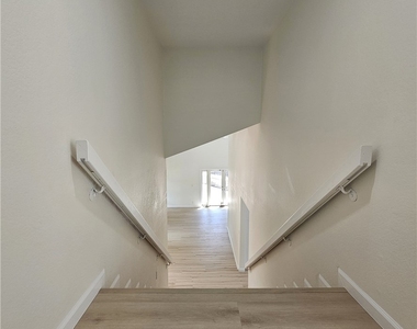 289 S Solomon - Photo Thumbnail 33