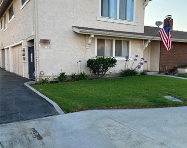 318 Wilma Circle - Photo Thumbnail 2