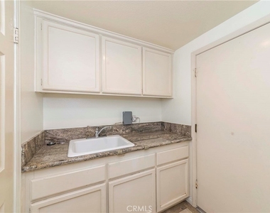 227 Calle Concordia - Photo Thumbnail 15
