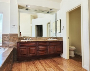 227 Calle Concordia - Photo Thumbnail 20