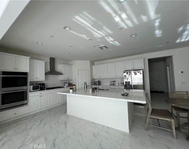 11375 Vista - Photo Thumbnail 1