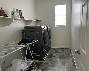 11375 Vista - Photo Thumbnail 2