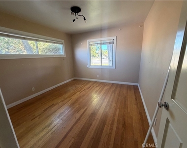 8541 Orangewood - Photo Thumbnail 27