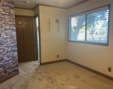 8541 Orangewood - Photo Thumbnail 29