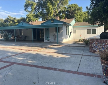 8541 Orangewood - Photo Thumbnail 39