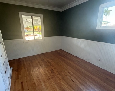 8541 Orangewood - Photo Thumbnail 18