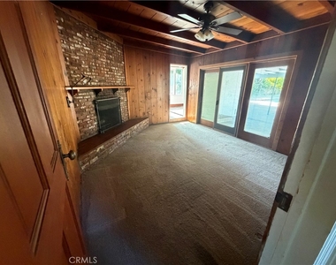 8541 Orangewood - Photo Thumbnail 14