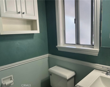 8541 Orangewood - Photo Thumbnail 12