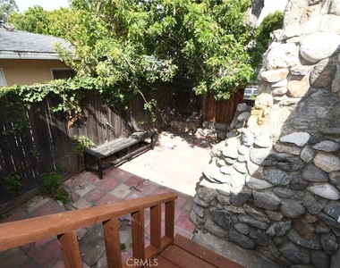 24263 Los Codona - Photo Thumbnail 24