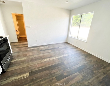 2767 Attenborough Place - Photo Thumbnail 2