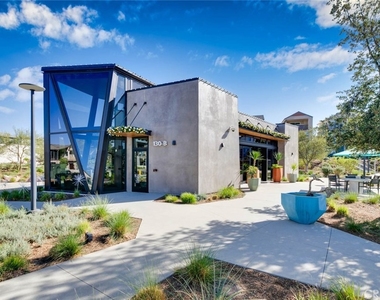 1085 Cadence - Photo Thumbnail 24