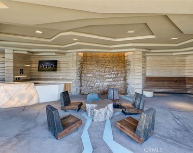 1085 Cadence - Photo Thumbnail 20