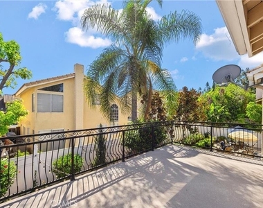 371 N Brook Glen Lane - Photo Thumbnail 21