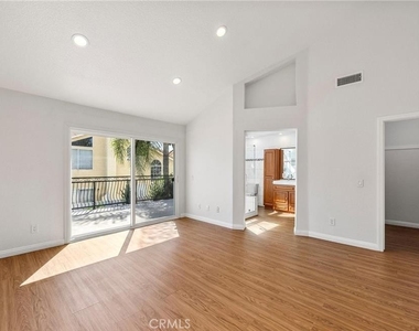 371 N Brook Glen Lane - Photo Thumbnail 19