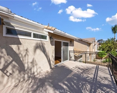 371 N Brook Glen Lane - Photo Thumbnail 22
