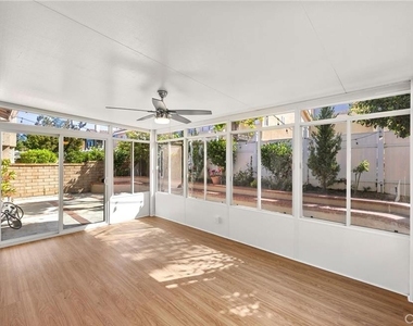 371 N Brook Glen Lane - Photo Thumbnail 13