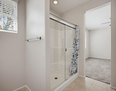 42910 Avenida Amistad - Photo Thumbnail 22