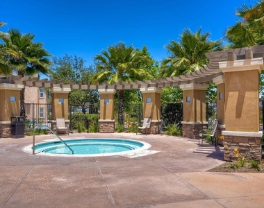 42910 Avenida Amistad - Photo Thumbnail 34