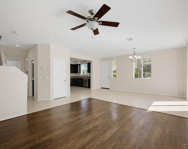 42910 Avenida Amistad - Photo Thumbnail 9